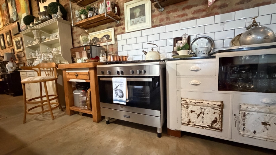 4 Bedroom Property for Sale in Viljoenskroon Rural Free State